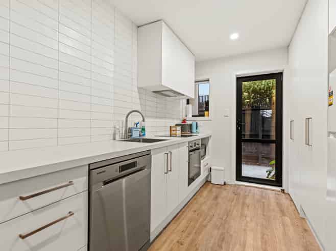 5/14 Stoneyhurst Street, Saint Albans