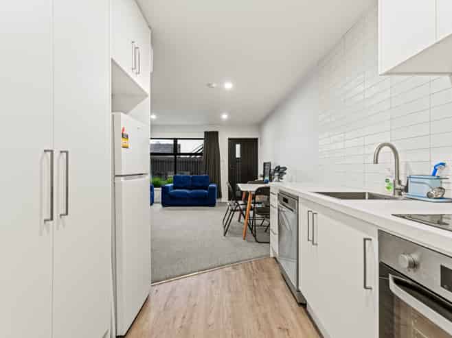 5/14 Stoneyhurst Street, Saint Albans