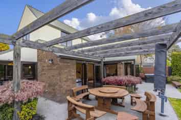 5 Abbotts Place, Avonhead