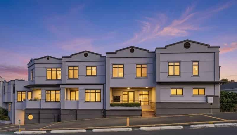 1C/105 Victoria Road, Devonport