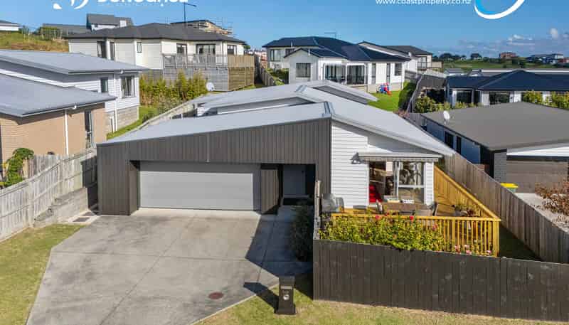 118 Parkview Drive, Gulf Harbour