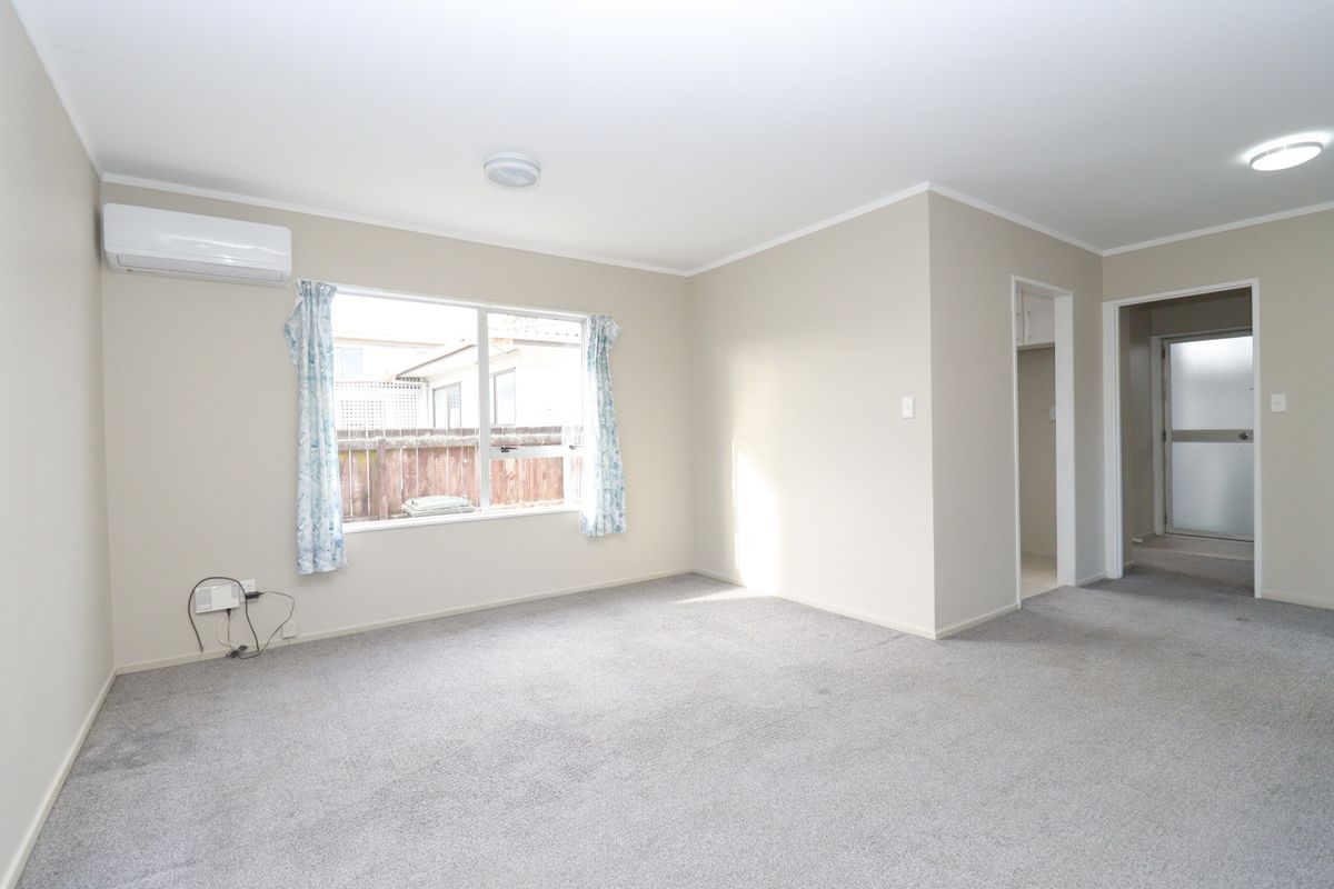 Renovated 4-Bedroom Family Home - Mehr