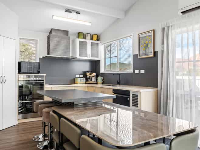 1/28 Nortons Road, Avonhead