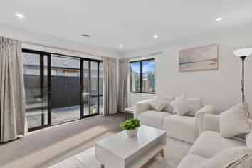 160 Port Hills Road, Heathcote Valley