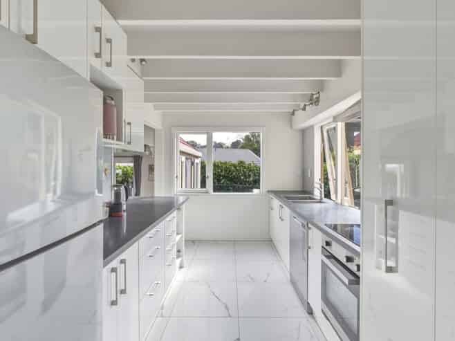 6 Aiken Road, Saint Johns Hill