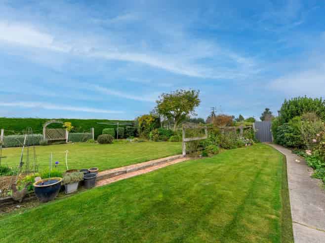 574 Rosewill Valley Road, Levels Valley