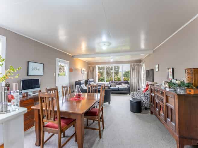 574 Rosewill Valley Road, Levels Valley