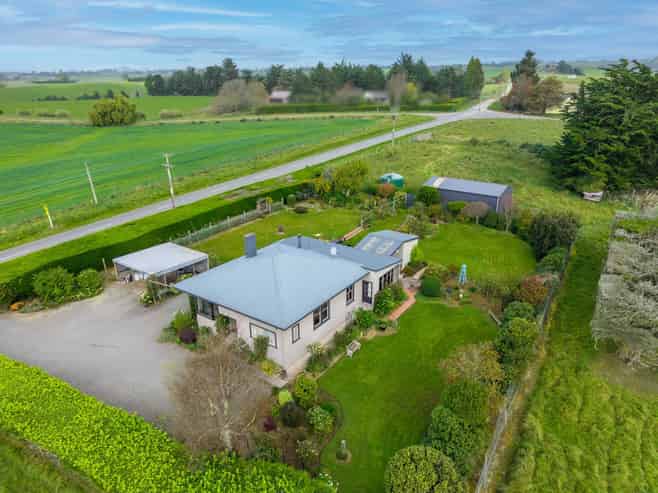 574 Rosewill Valley Road, Levels Valley