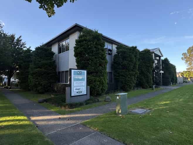 Functional CBD Office with parking