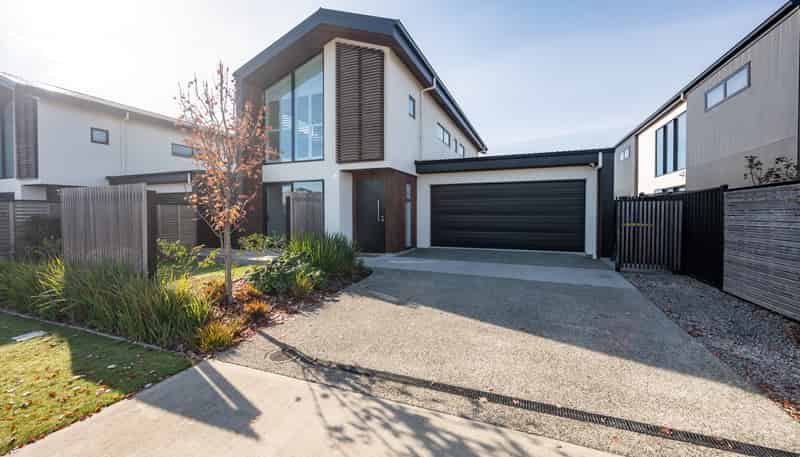 51 Summersfield Boulevard, Richmond