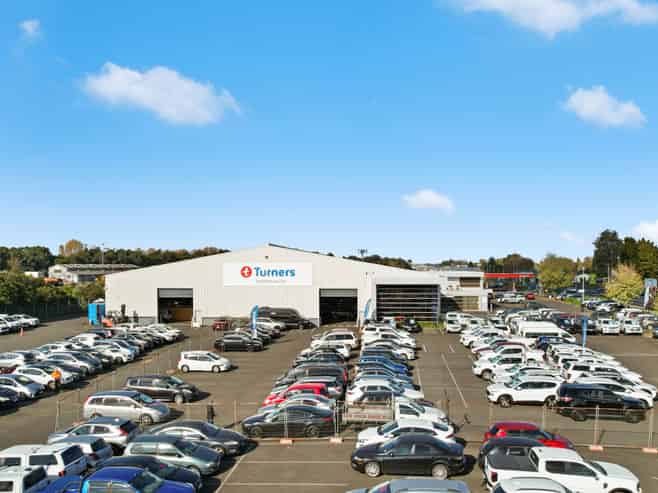 Prime Industrial Hub with Ultimate Exposure