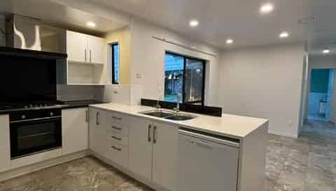 8 Emerald Place, Papamoa Beach