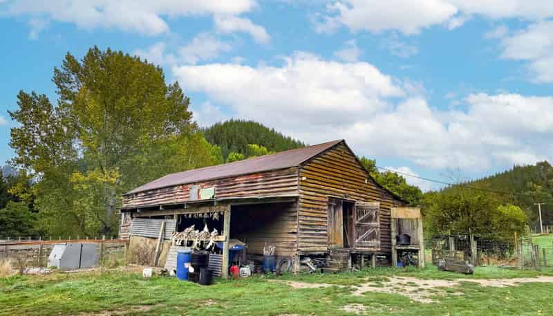 331 Ahu Ahu Valley Road, Paparangi
