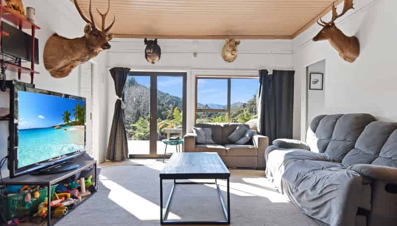 331 Ahu Ahu Valley Road, Paparangi