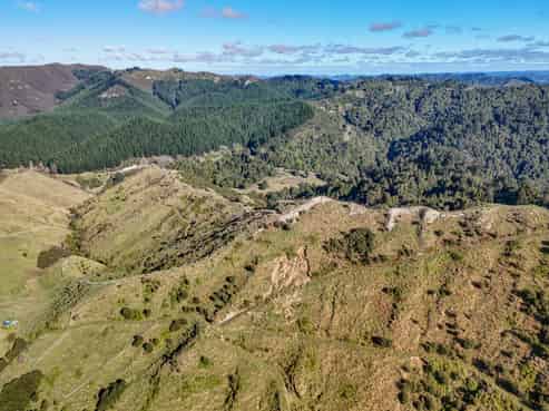 331 Ahu Ahu Valley Road, Paparangi