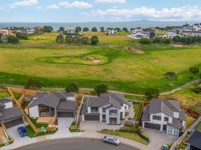 6 Whale Bay Rise, Gulf Harbour
