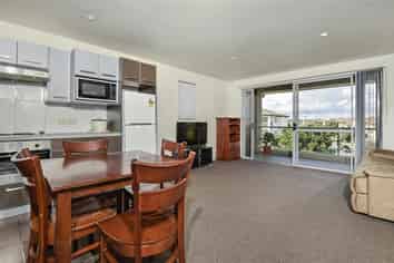 88C Michael Jones Drive, Flat Bush