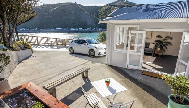 189 Severn Street, Island Bay