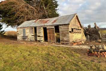 1 Black Street, Tokoiti, Milton