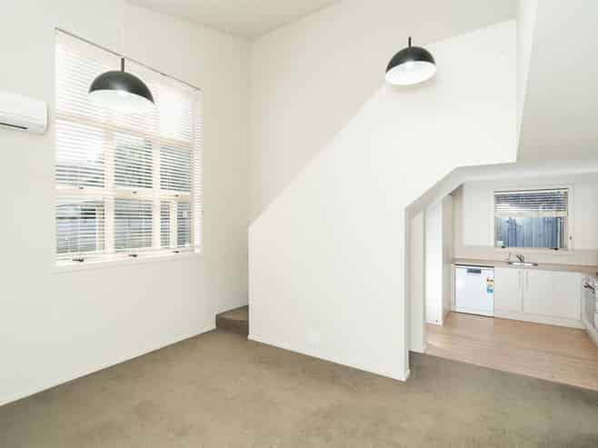 4D Gazeley Avenue, Silverdale
