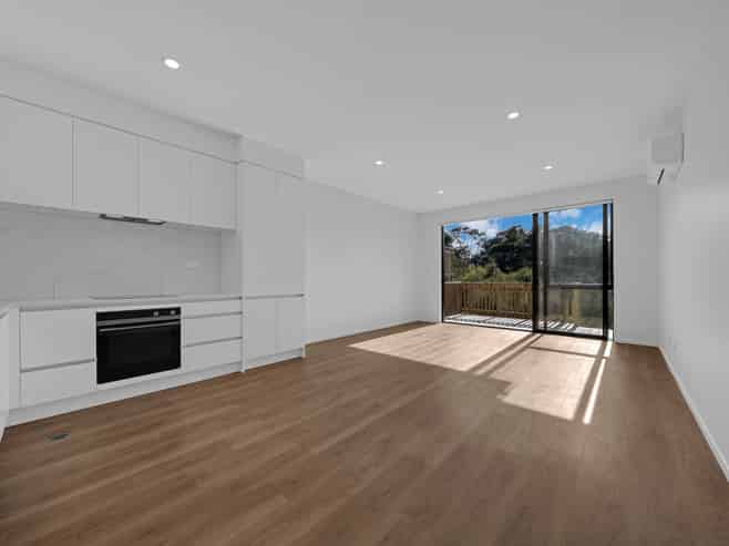 15B Rockpool Road, Orewa