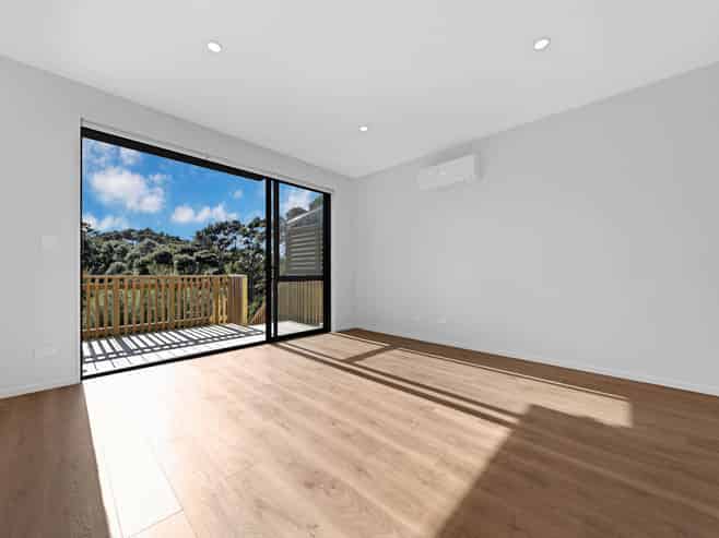 15B Rockpool Road, Orewa
