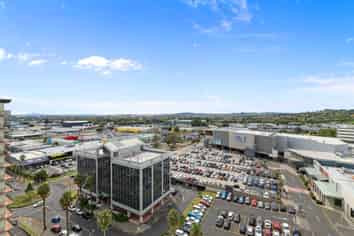 706/17 Amersham Way, Manukau