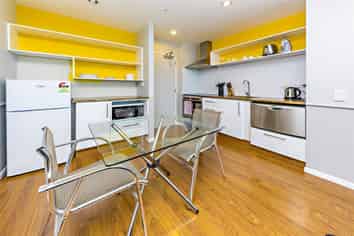 706/17 Amersham Way, Manukau