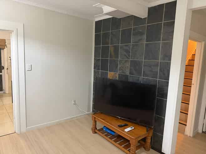 15 Sturdee Road, Manurewa