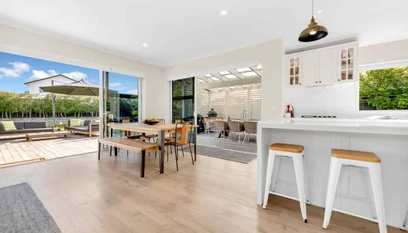 70 Liberty Crescent, Beachlands