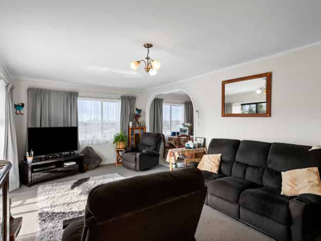 233 Hepburn Road, Glendene