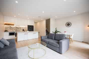 33 Spars Road, Milldale