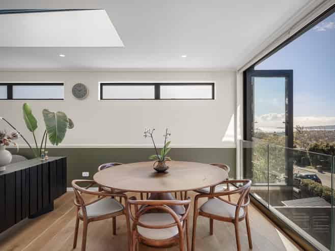 2A Glen Atkinson Street, St Heliers