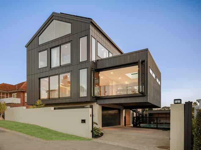 2A Glen Atkinson Street, St Heliers