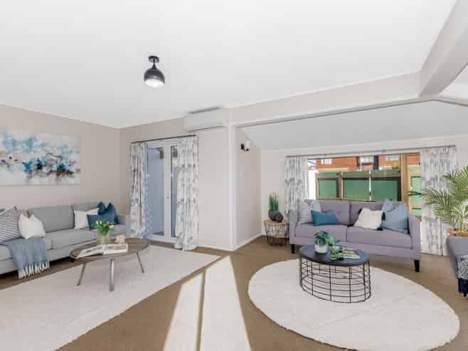 1/17 Randwick Crescent, Moera