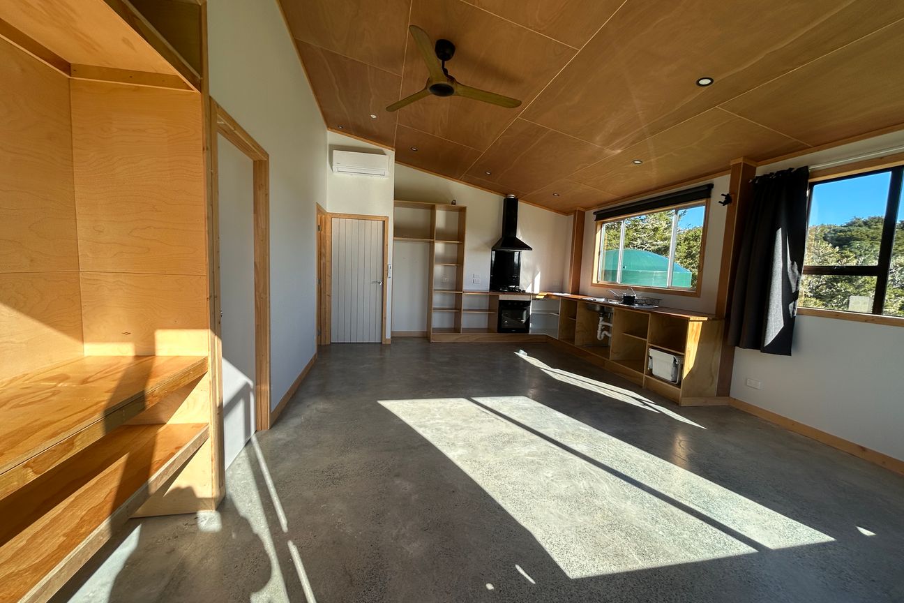 Near New Build in a Rural Setting - Mehr