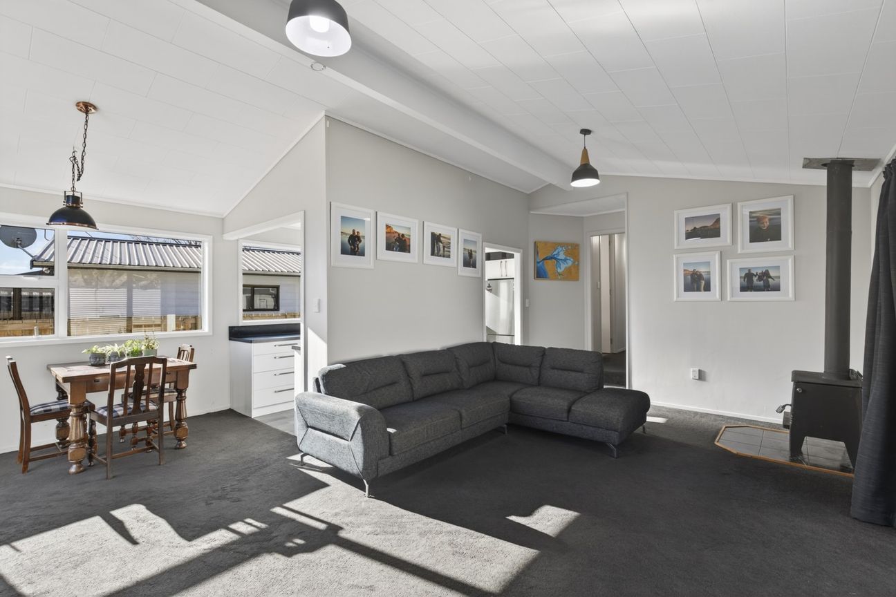Family Living, with Room for the Toys! - Aanzicht 2