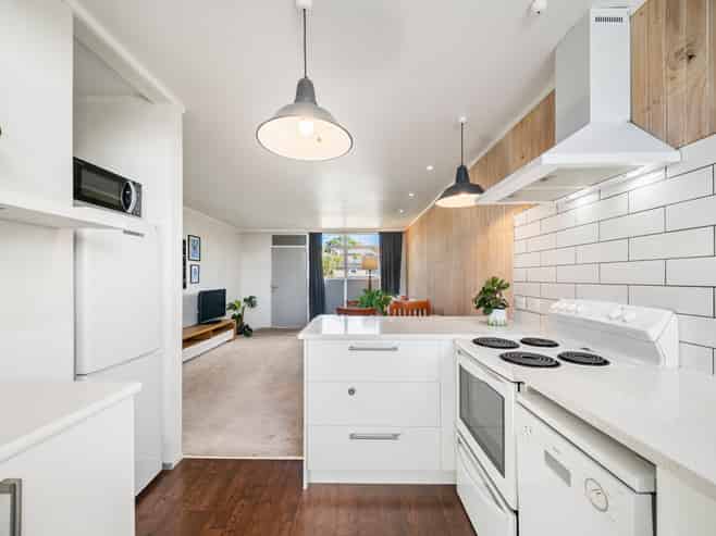 2/44 Euston Road, Sandringham