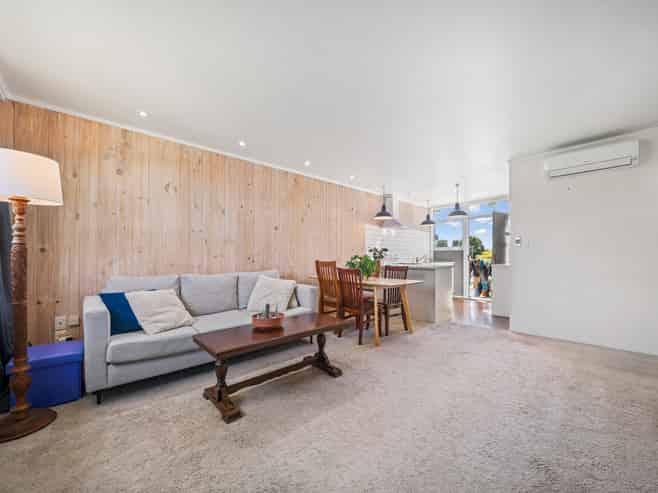 2/44 Euston Road, Sandringham