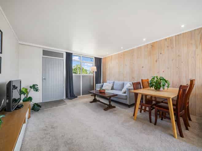 2/44 Euston Road, Sandringham