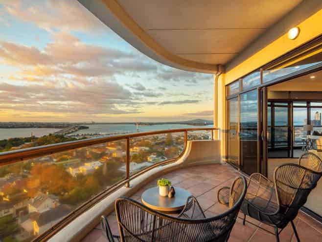 10/97 Jervois Road, Herne Bay