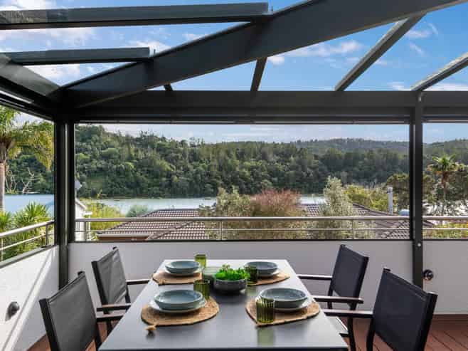 3/41 Okura River Road, Okura