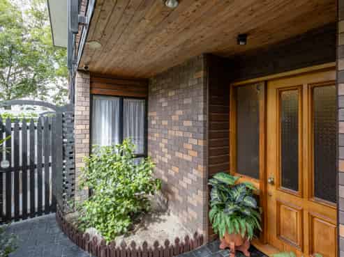 80 Regency Crescent, Redwood