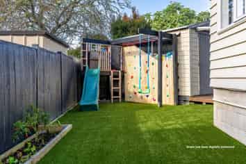7A Justin Place, Te Atatu Peninsula