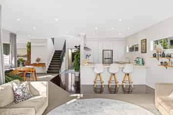 7A Justin Place, Te Atatu Peninsula