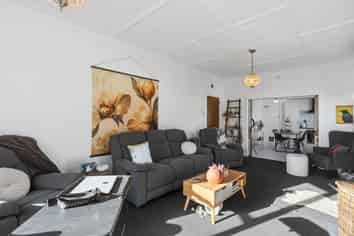 8 Lorne Dacre Road, Lorneville