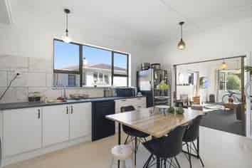 8 Lorne Dacre Road, Lorneville