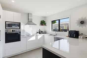 25 Springvale Road, Springvale