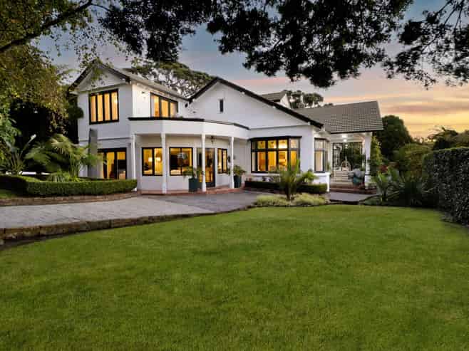 18 Ridge Lane, New Plymouth