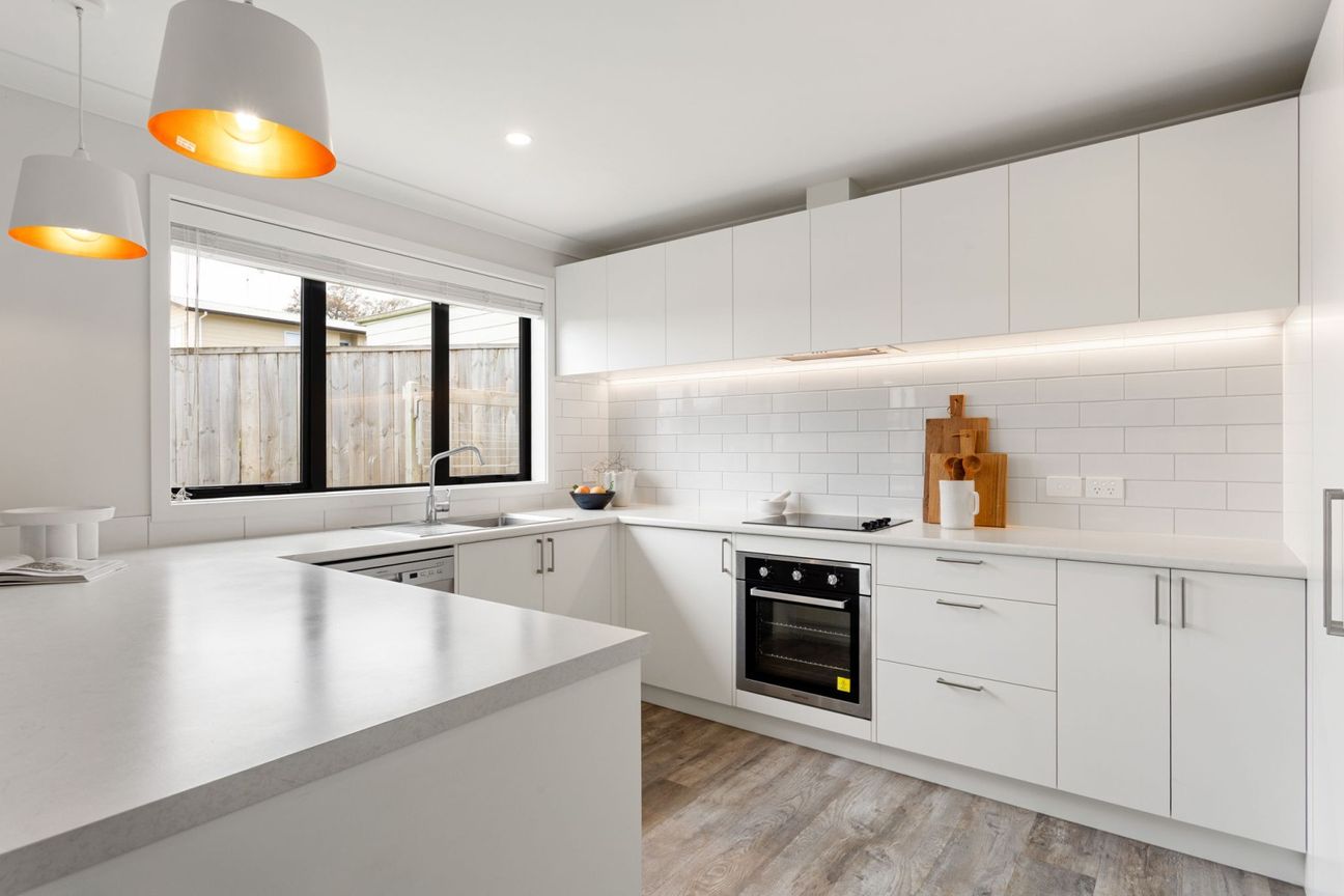 Near New, Quiet, Private and Spacious - Bild 4